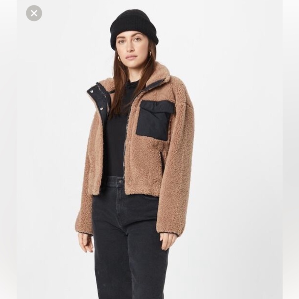 Abercrombie & Fitch Sherpa Jacket